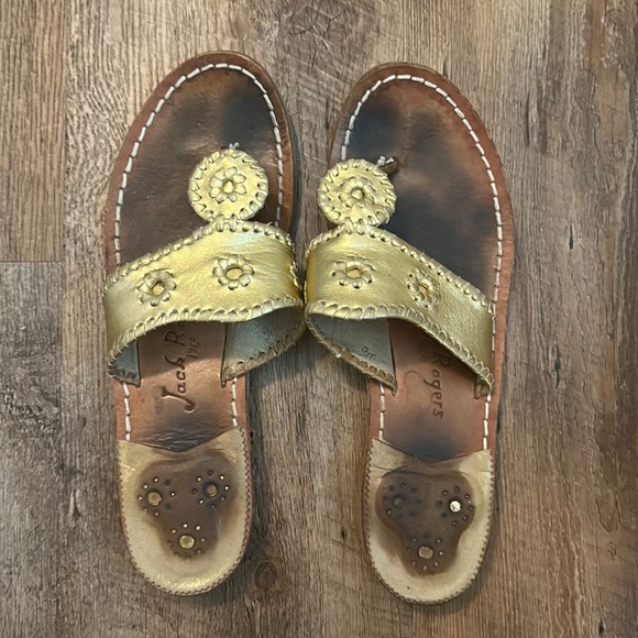 gold jack rogers sandals - Picture 1 of 3
